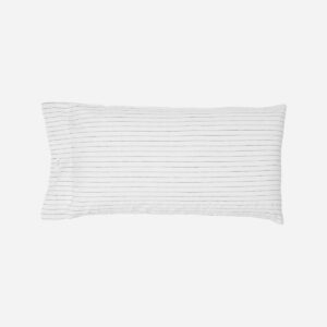 By Nord - Pyntepude betræk, Gunhild, 90 x 50 cm, Snow w. coal