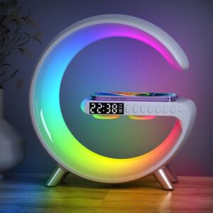 DreamCharge Nightlight - Med 15W trådløs fastcharger, Højtaler, RGB Lys, Ur, Vækkeur og meget mere! - iHero
