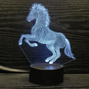 Stejlende hest 3D lampe. Natlampe med en flot Stejlende hest. Farveskift mellem 7 farver.
