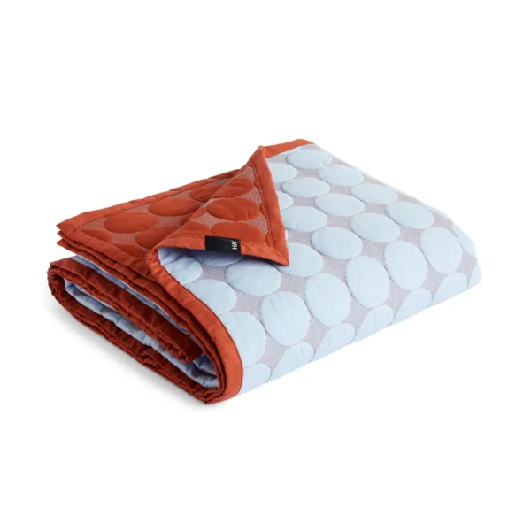 HAY Mega Dot sengetæppe organic 195x245 cm Light blue