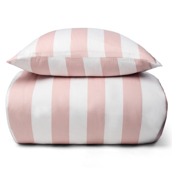 Sengetøj i 100% blødt og lækkert bomuldssatin - 200x220 cm - Flotte lyserøde striber - Nordic Stripe sengesæt fra By Night