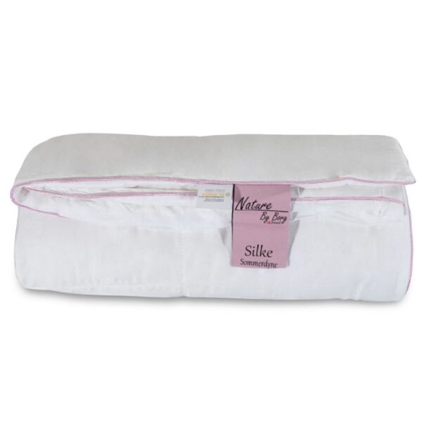 Sommer silkedyne med bambus - 150x210 cm - Bambus dyne med fyld af morbærsilke - Helårsdyne - Nature By Borg
