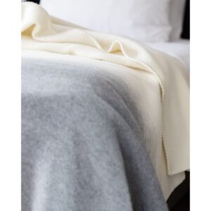 Merino/cashmere sengetæppe elfenben tåge