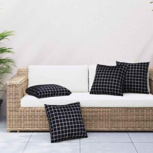 Pyntepuder 4 stk. i polyester - sort tjek 40 x 40 cm
